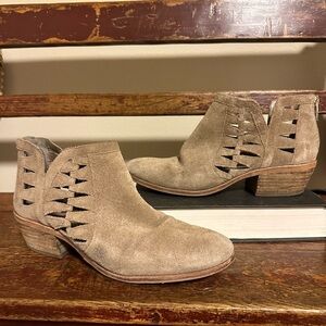 Vince Camuto Peera Tan Suede Cutout Ankle Booties Boots